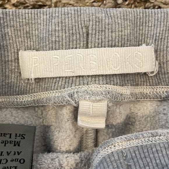 Paperbacks shorts - Picture 2 of 2